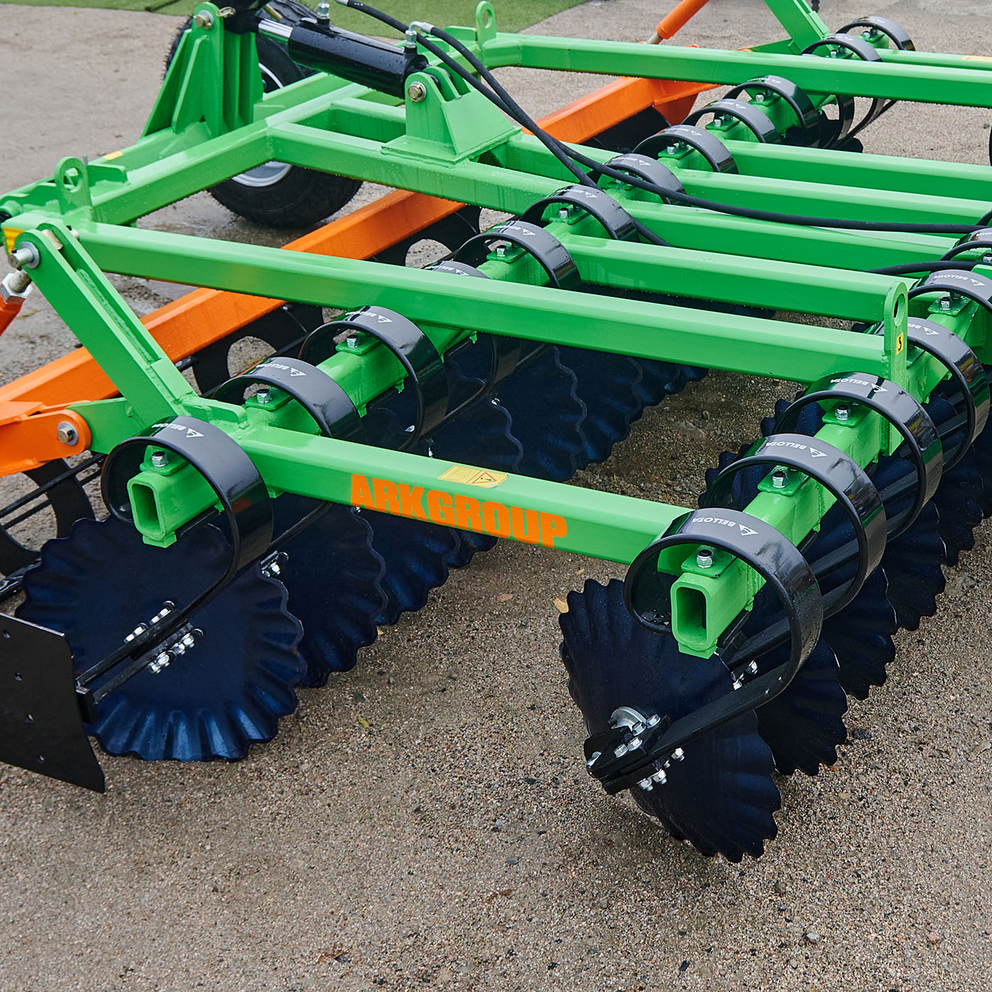 БДА_відатсавнь між рядаями