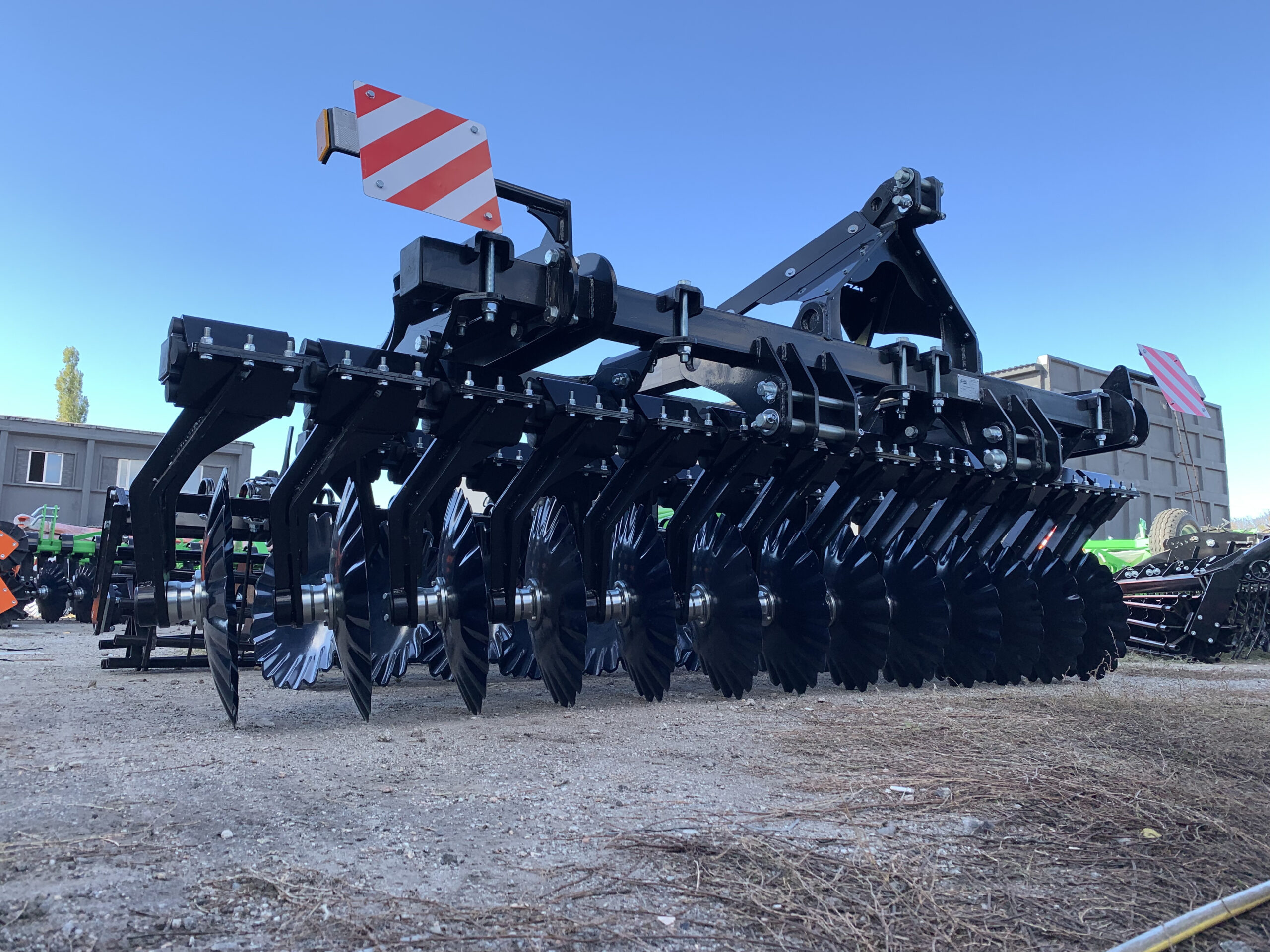 Навісна дискова борона Kratos 3.2 м