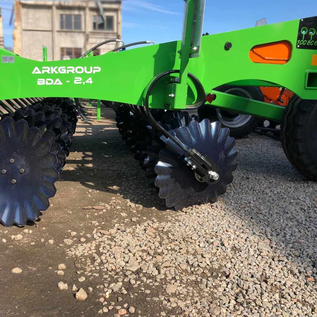 shark 2,4 Причіпна дискова борона з тандемним котком