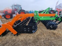 Навісна дискова борона з тандемним котком