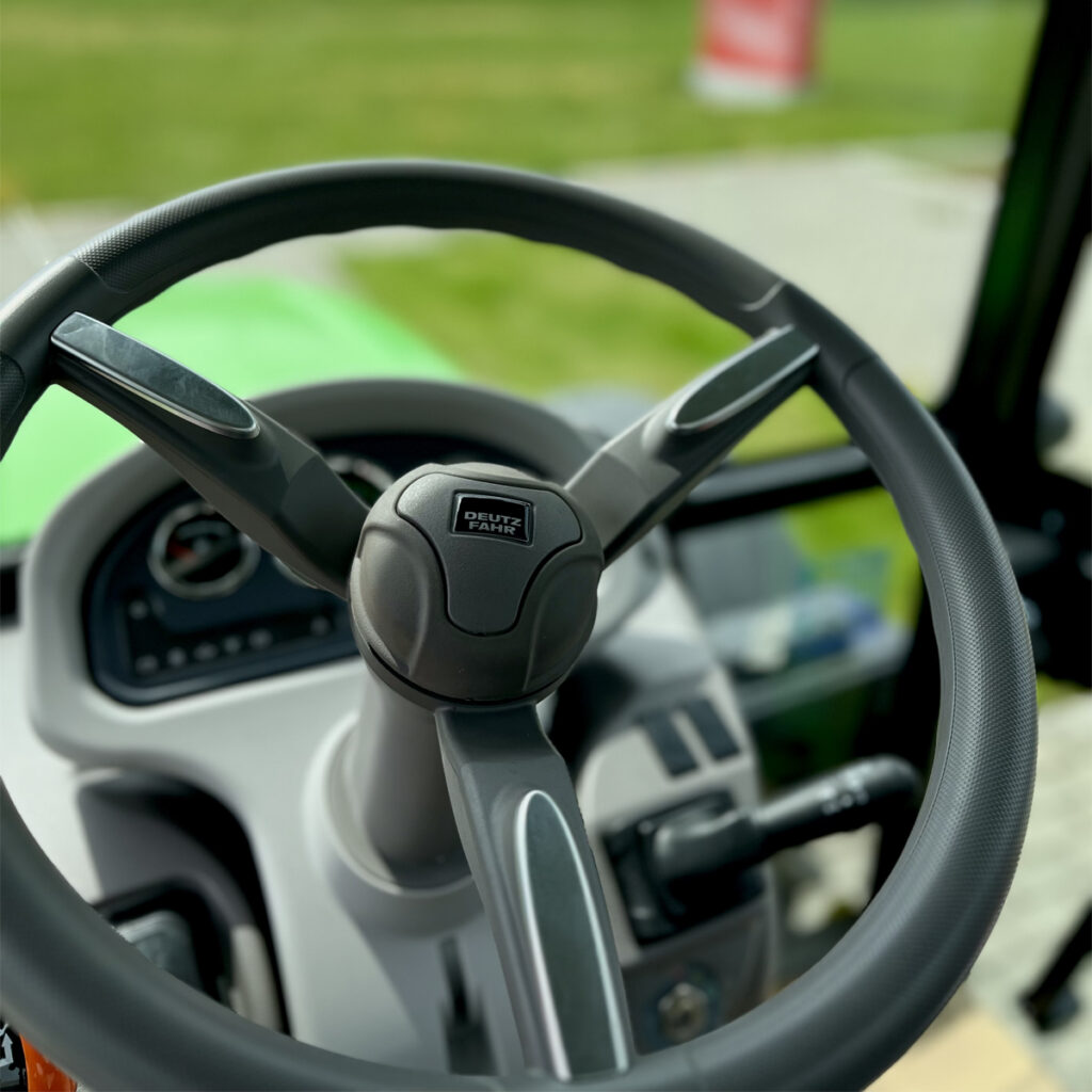 Трактор Deutz-Fahr