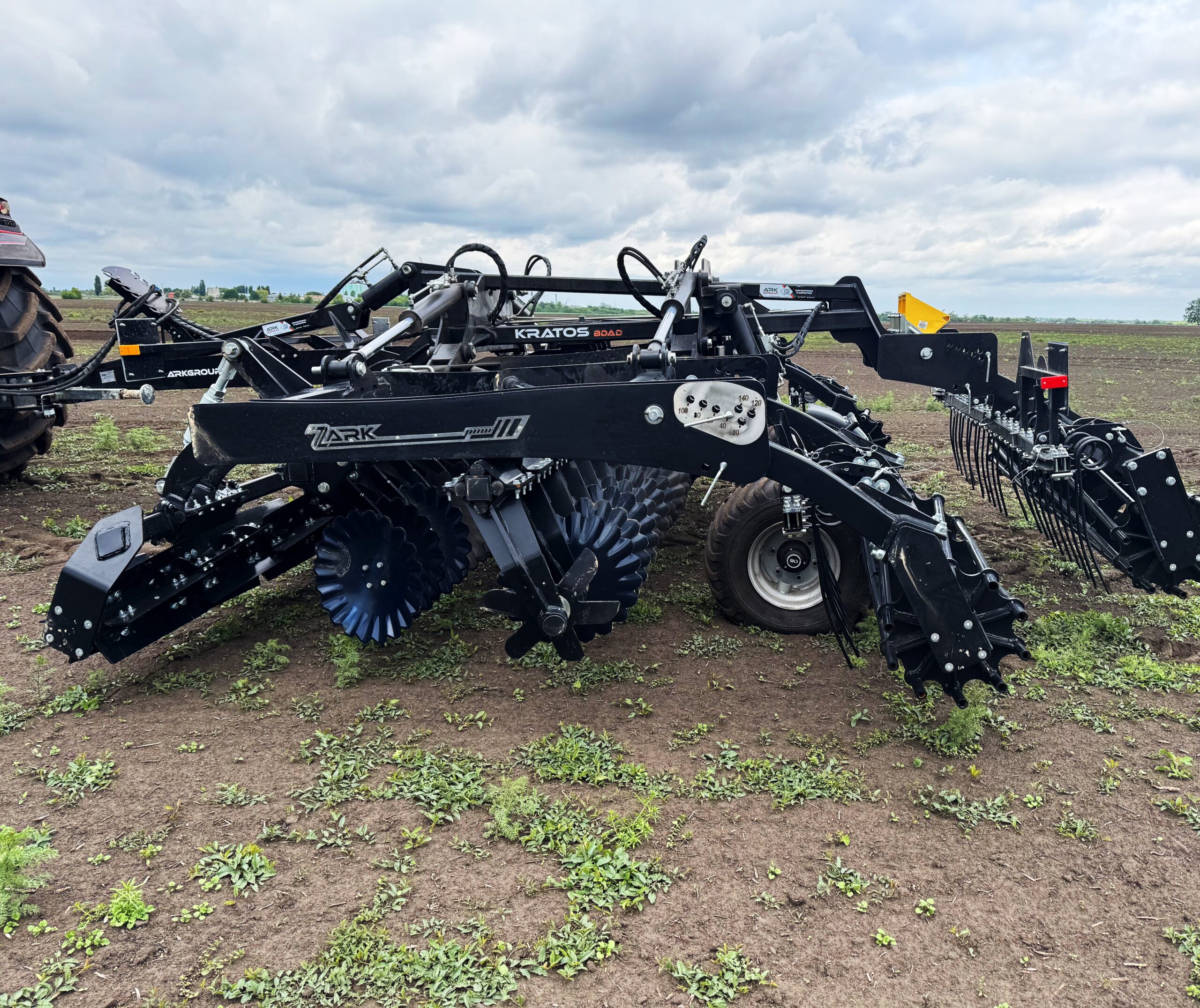 Дискова борона KRATOS з рубящим котком